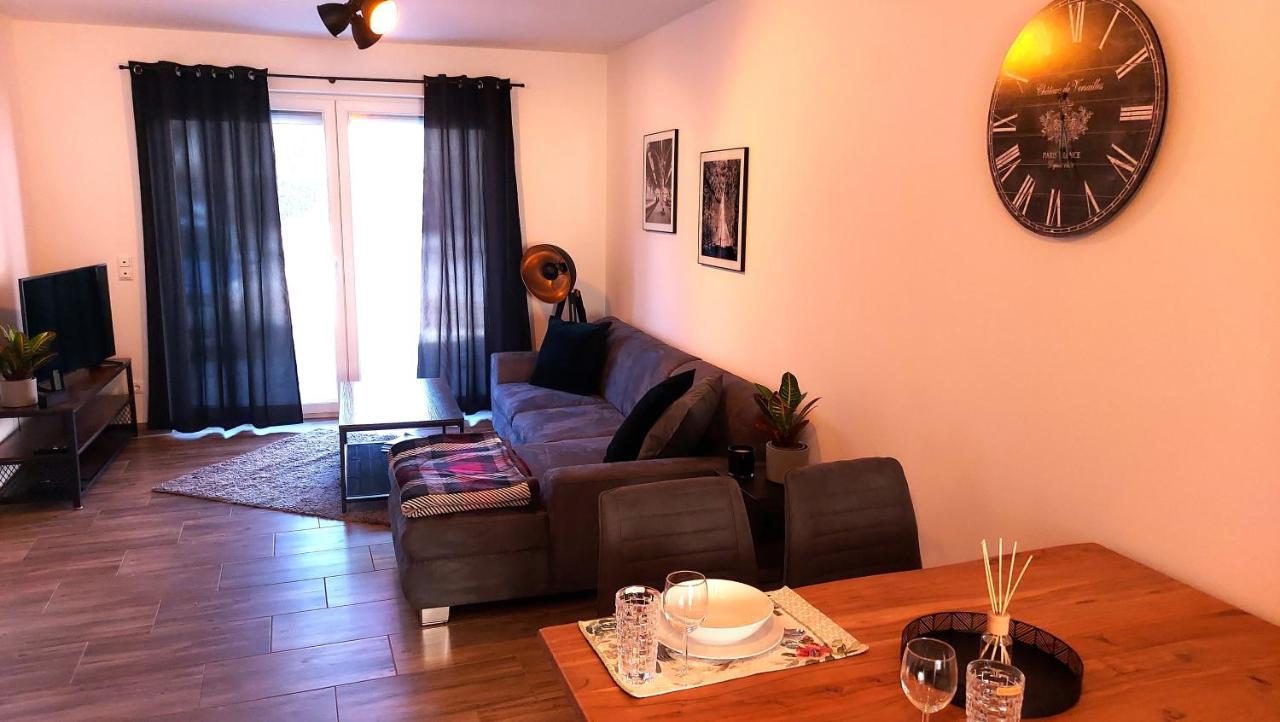 Select-Home 2 - Netflix - Kaffee&Tee - Parkplatz - viele Extras Bruck in der Oberpfalz Exterior foto